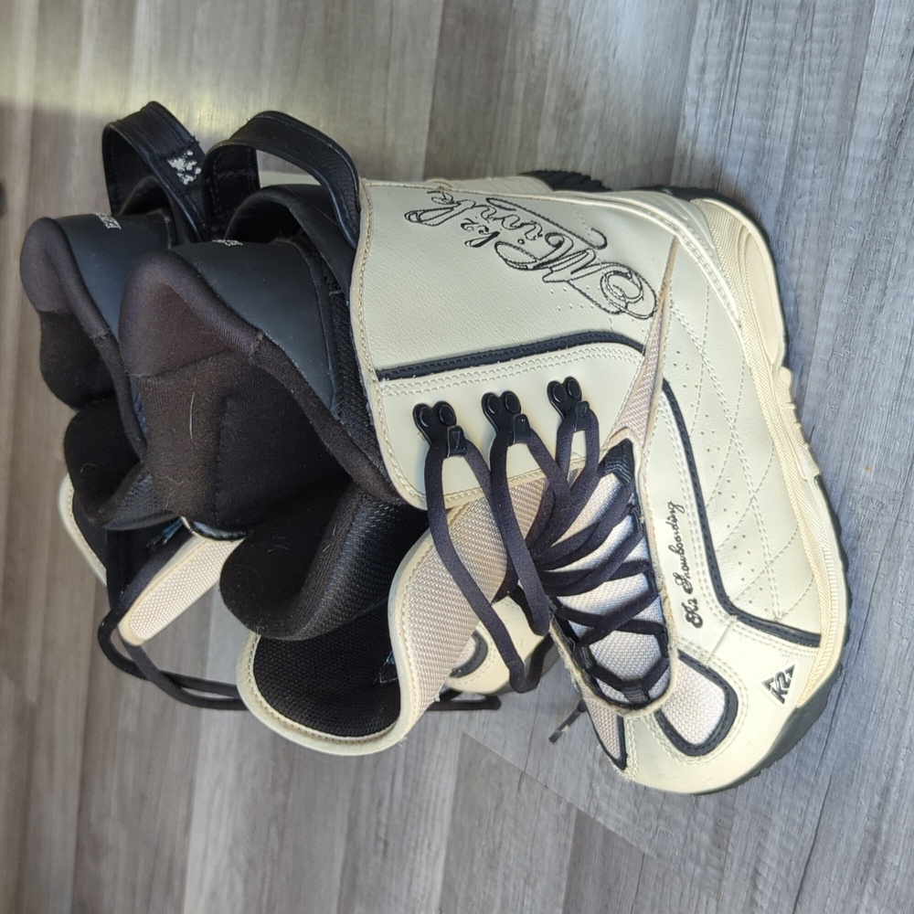 K2 Mink Snowboard Boots Women's Size 6